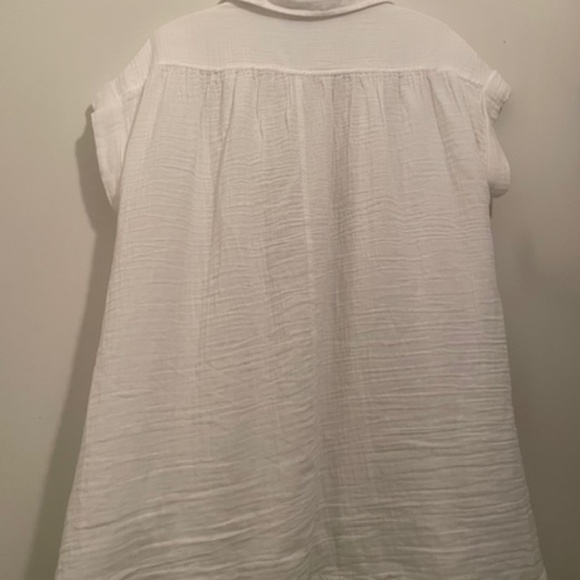 Aritzia Little Moon Airplush Sail Shirt White - Picture 3 of 10